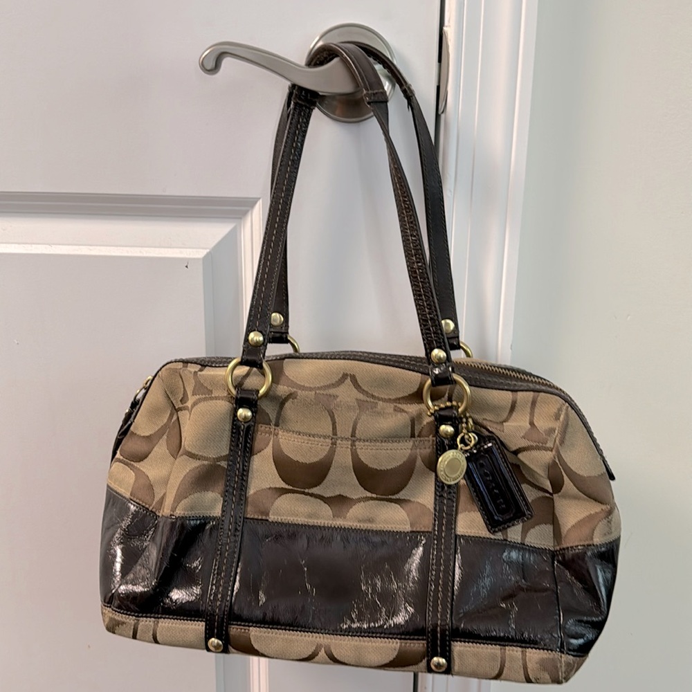 Coach shoulder bag